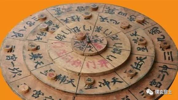 奇门遁甲预测出行，揭示未来旅程的奥秘