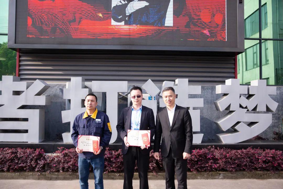 福彩2022双色球中奖号码查询，揭秘幸运之门背后的故事