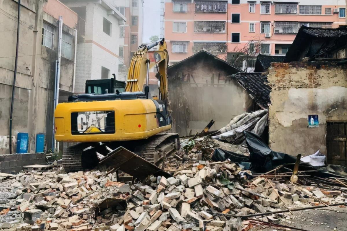 2024澳门今天晚上开什么生肖啊296期